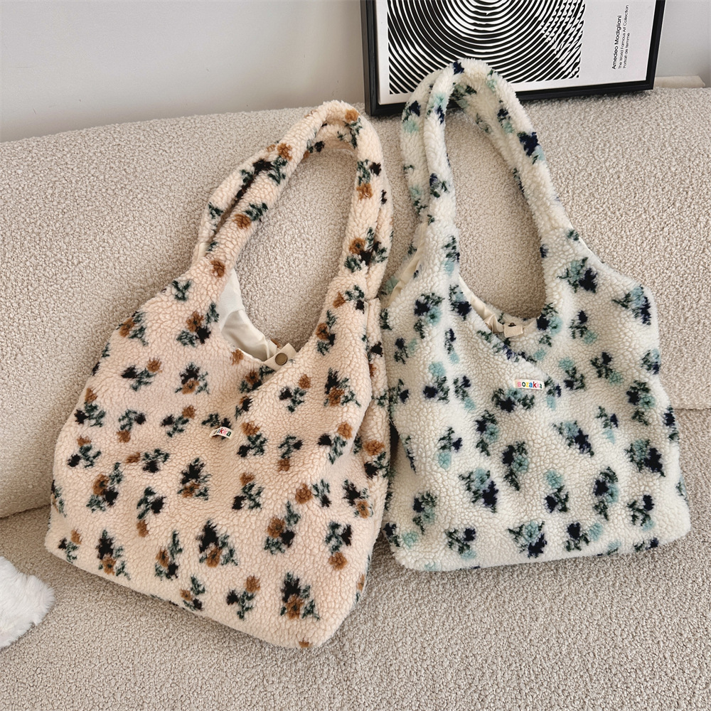 41011 Cute Plush Bag for Women 2024 New style Plush flower commuting autumn and winter Versatile large-capacity single-shoulder bag full figure