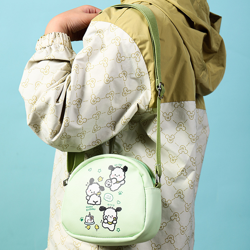 2024 New Ear Dog small bag, cute cartoon, large capacity crossbody bag, women's multi-functional Weiwei Bear storage Bag Application Scenario