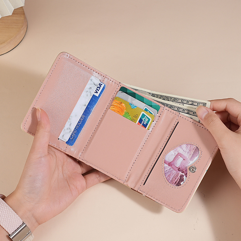 New three-fold card case for anti-demagnetization driver's license and bank card protection is in stock and can be printed with patterns Specification drawing