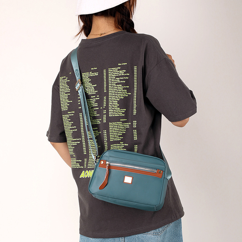 Colorful Fox's new women's single-shoulder bag, Korean-style fashionable and trendy crossbody bag, portable mobile phone, loose change women's bag Specification drawing