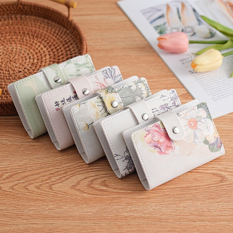 New oil painting card bag for women, anti-demagnetization card slot, bank card and certificate storage bag for men, anti-theft large-capacity card Application Scenario