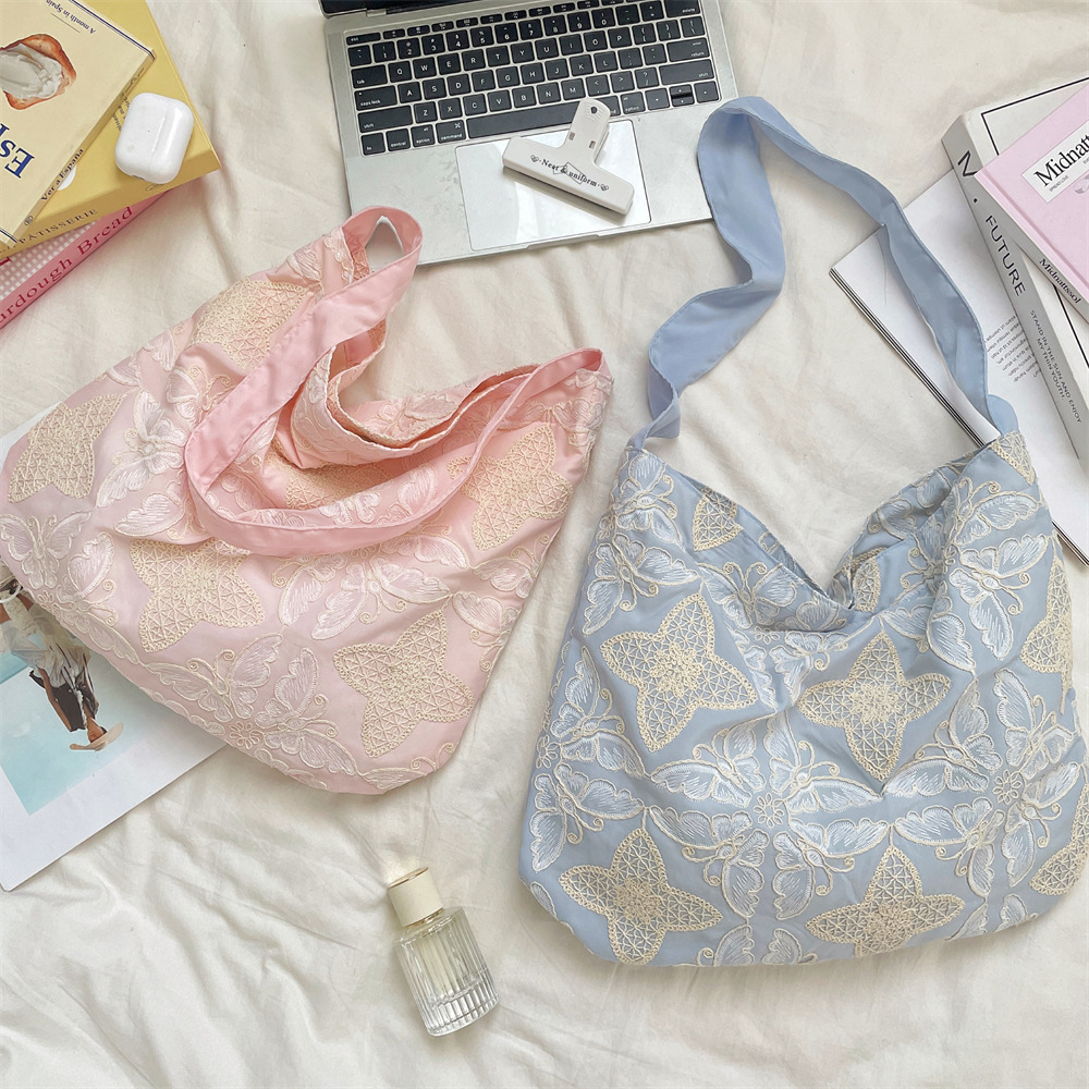 56141 New Chinese-style three-dimensional embroidery stylish large-capacity underarm bag for women, a new single-shoulder bag for work and commuting details Picture