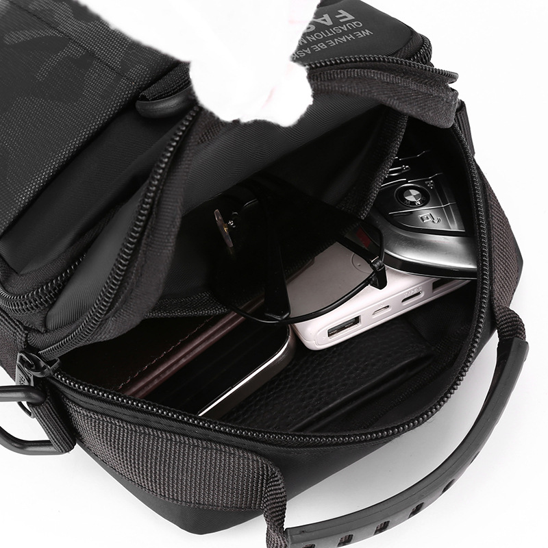 Men's 2024 new Oxford fabric single-shoulder crossbody bag Casual men's bag Spring/Summer business crossbody bag Men's bag Application Scenario
