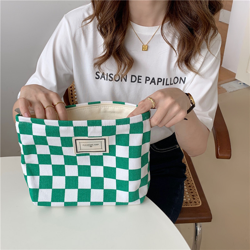 【 In Stock 】18181 checkerboard green checkered canvas bag, school-style commuter single-shoulder bag, retro hand-held tote bag Item Picture
