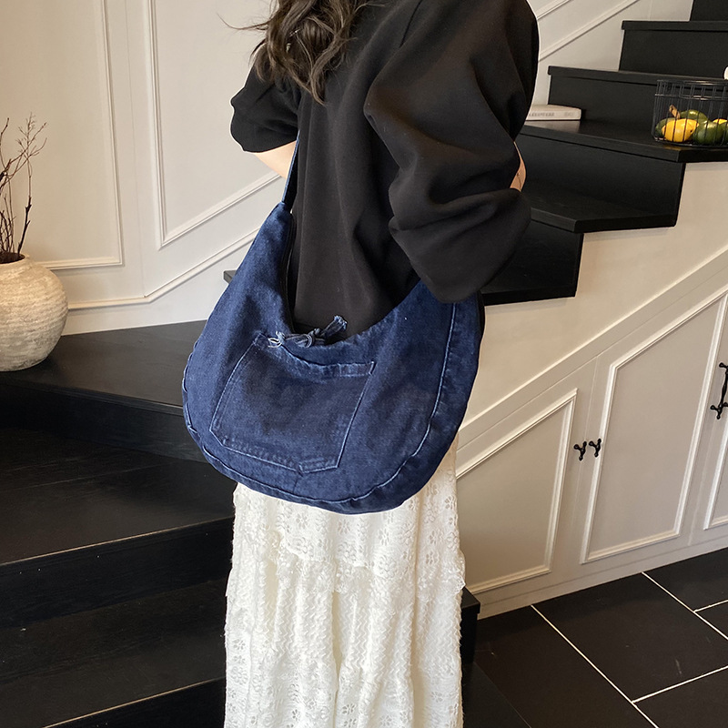 Japanese denim retro single-shoulder bag 2025 new style, versatile and simple crossbody bag, casual large-capacity commuting bag Specification drawing