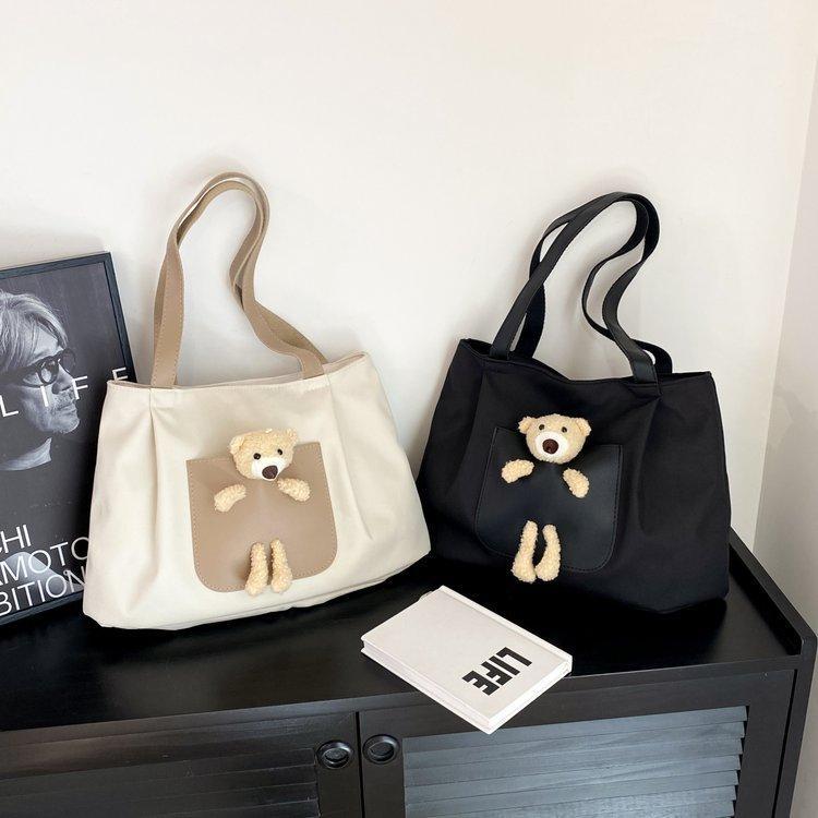 Japanese-style casual large-capacity nylon single-shoulder bear girls' bag, new autumn and winter crossbody bag, cute girl tote bag undefined