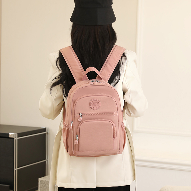Colorful Fox's new multi-layered backpack, a Korean-style fashionable and trendy backpack, and a simple outdoor travel bag Specification drawing