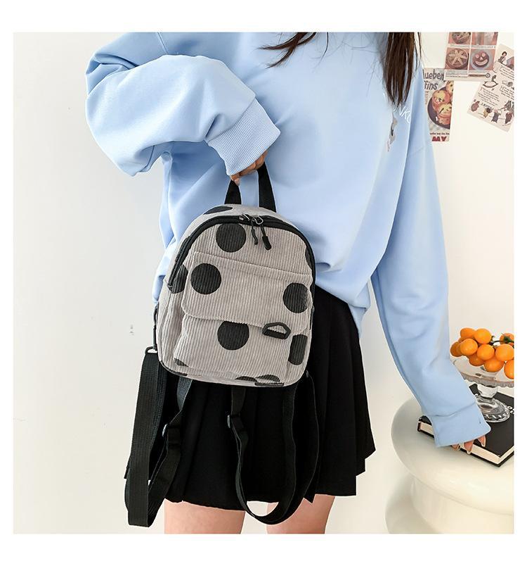 British-style cute and versatile mini single-shoulder small crossbody bag 2023 new style artistic and casual small backpack wholesale undefined