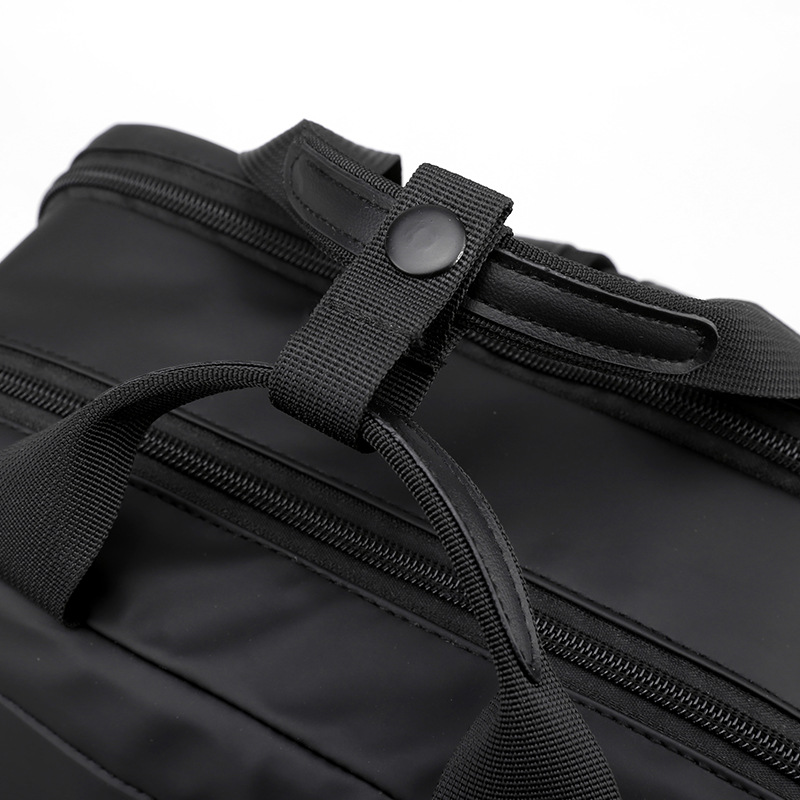 Factory direct sales of new men's business backpacks, large-capacity casual travel backpacks, and Korean version student computer schoolbags Application Scenario