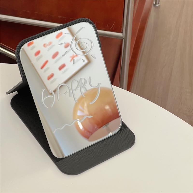 Cute little dog folding mirror, makeup mirror, portable mirror, small desktop mirror for dormitory, home desktop mirror Specification drawing