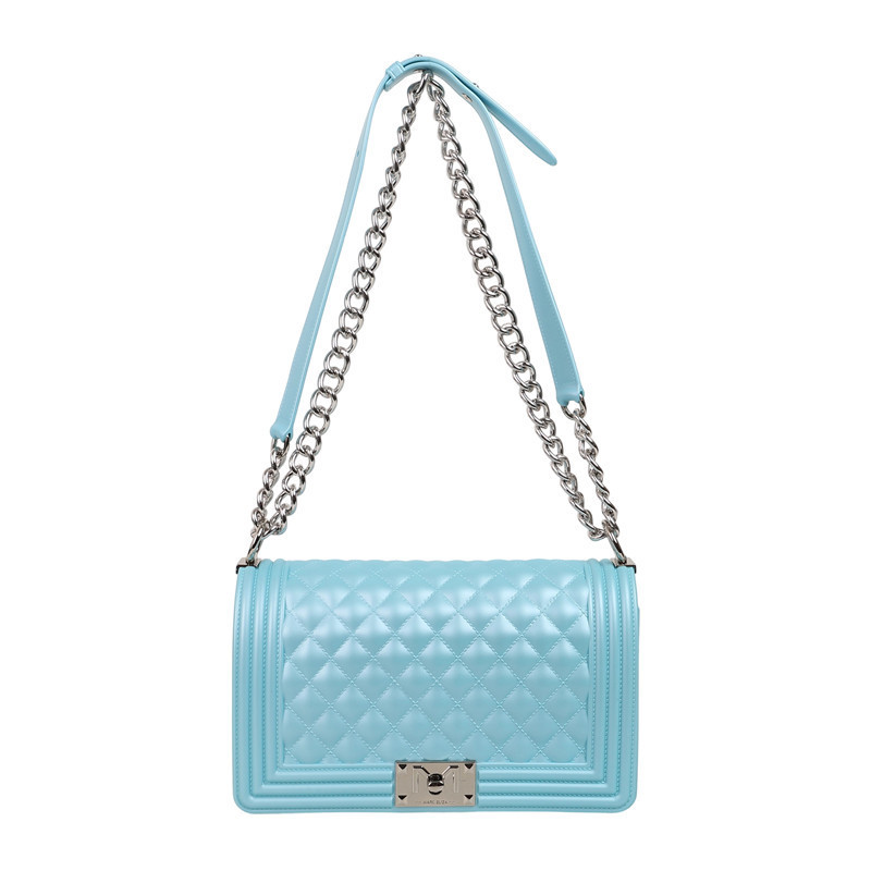 The new PVC fragrant caviar hot mom fashionable women's bag, single-shoulder crossbody bag, fashionable chain, high-end feel Application Scenario