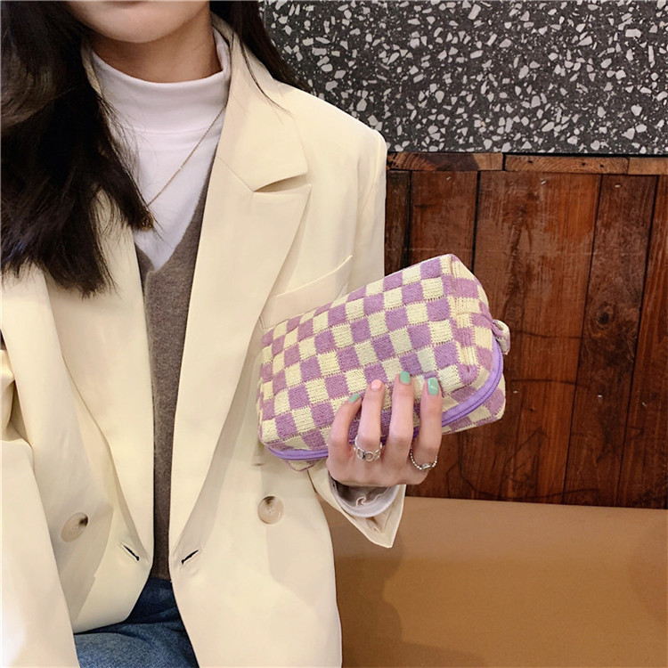 11173 Korean ins knitted checkered color-blocking wool grid cosmetic storage and organization bag, student pen case details Picture