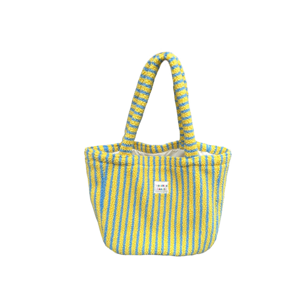 31231 Autumn and Winter New plush polka dot bag, women's hand-held bag, shoulder bag, large-capacity fluffy college student class bag Item Picture