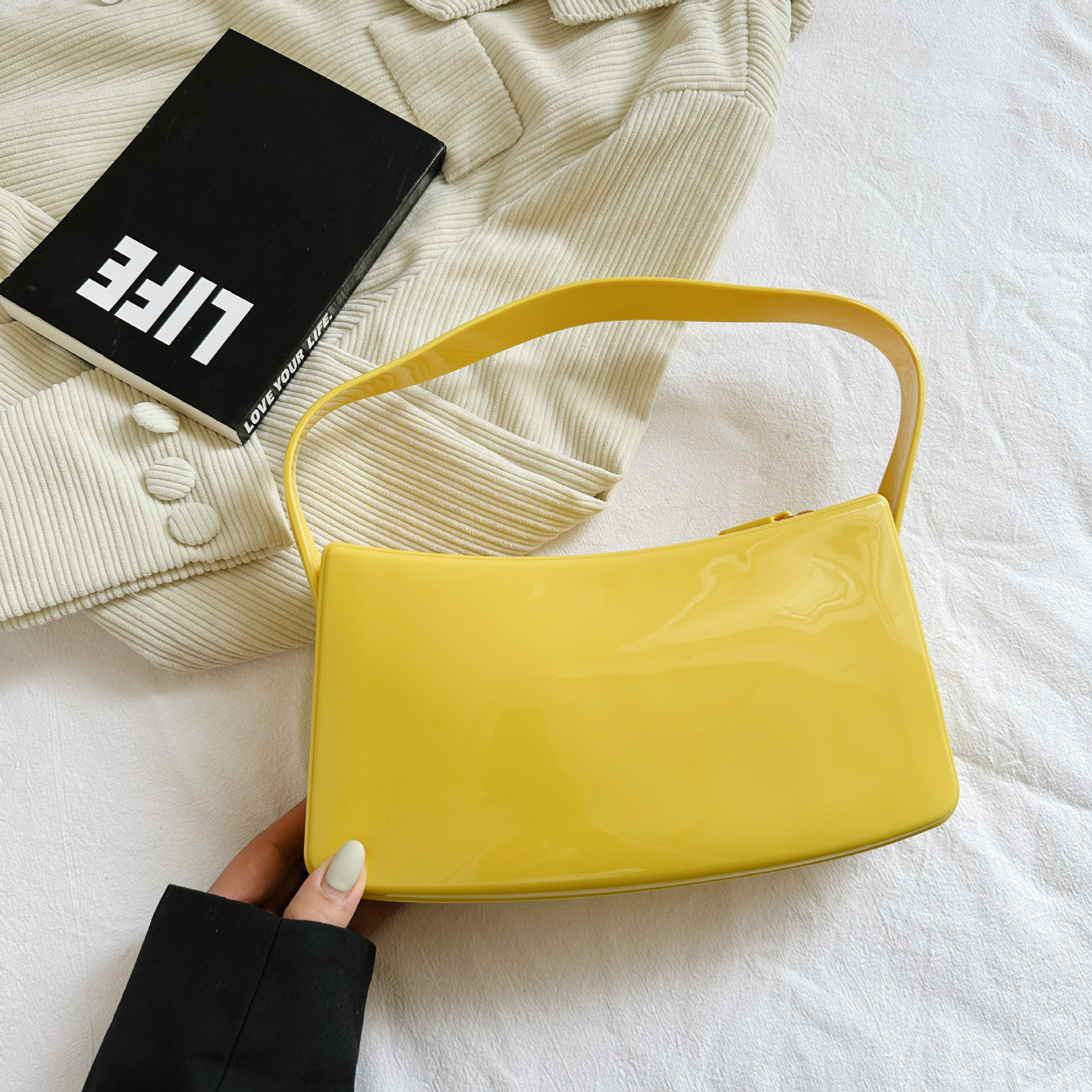 2025 New jelly bag, handbag, jelly bag, pvc bag, wrist bag, shoulder bag, ins style Application Scenario