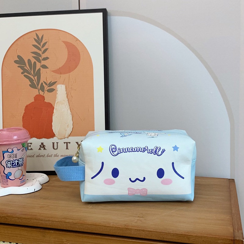2024 Japanese-style girlish casual large-capacity makeup bag, unique and beautiful storage bag, simple and individual hand-held bag full figure