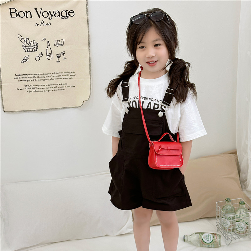 Korean children's 2023 new winter cute bow single-shoulder bag, trendy mini accessory bag, versatile crossbody bag details Picture