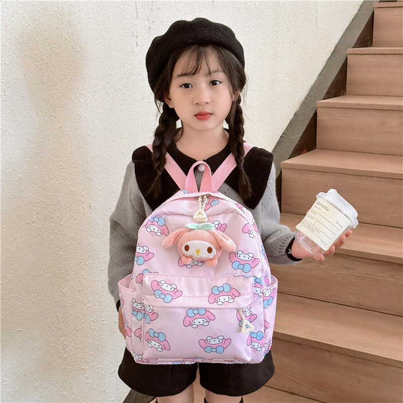 The new 2023 fashion children's trendy backpack, the Melody Bag, is a cute and fashionable kindergarten schoolbag with a large capacity of books Application Scenario