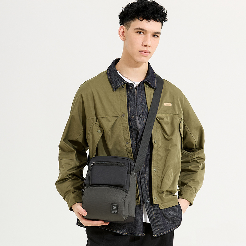 WEPOWER's new simple and fashionable single-shoulder crossbody bag for outdoor light travel, business single-shoulder bag and men's bag Specification drawing