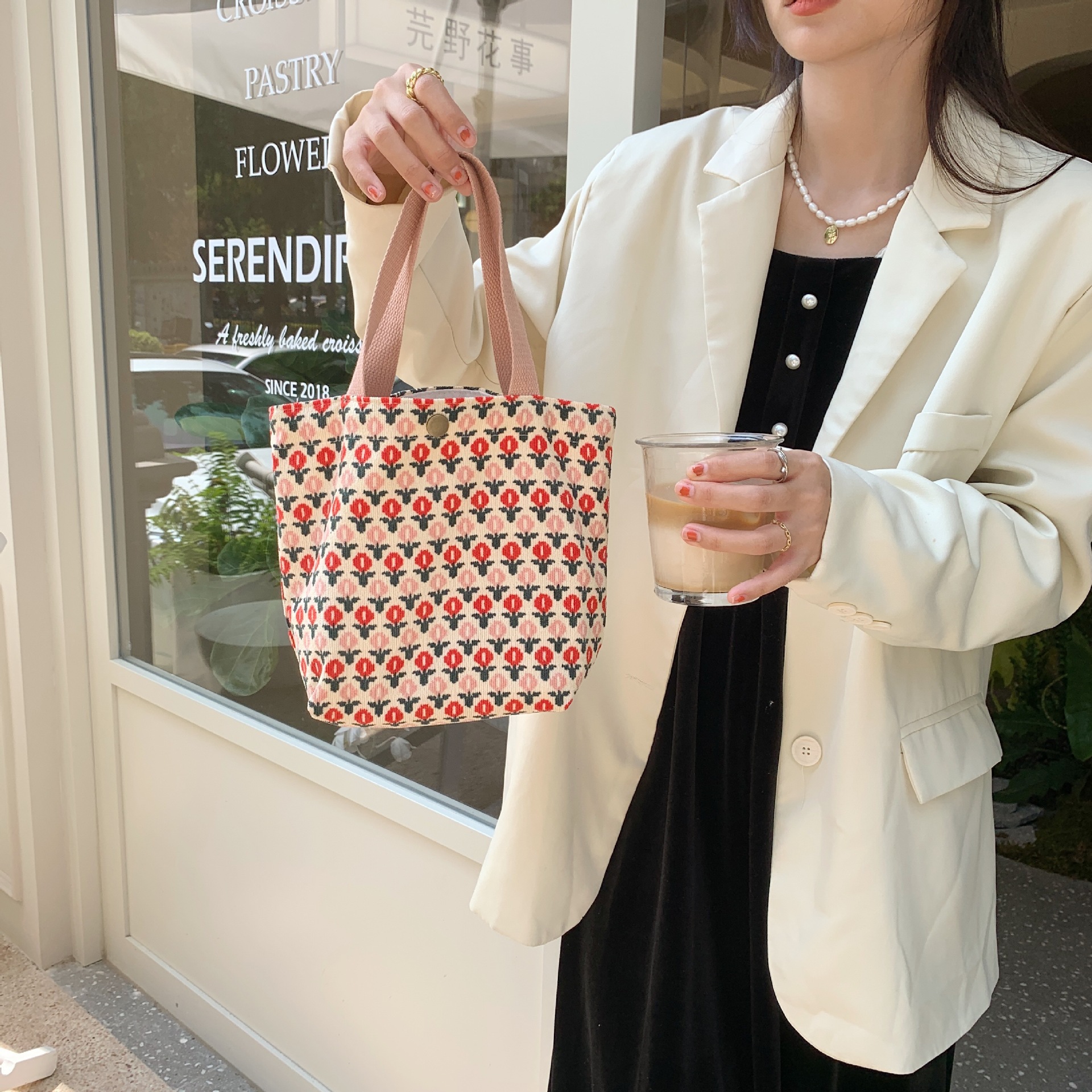 0571 Korean-style artistic ins corduroy hand-held cloth bag, student mommy lunch bag, commuting storage bag, clutch bag Specification drawing