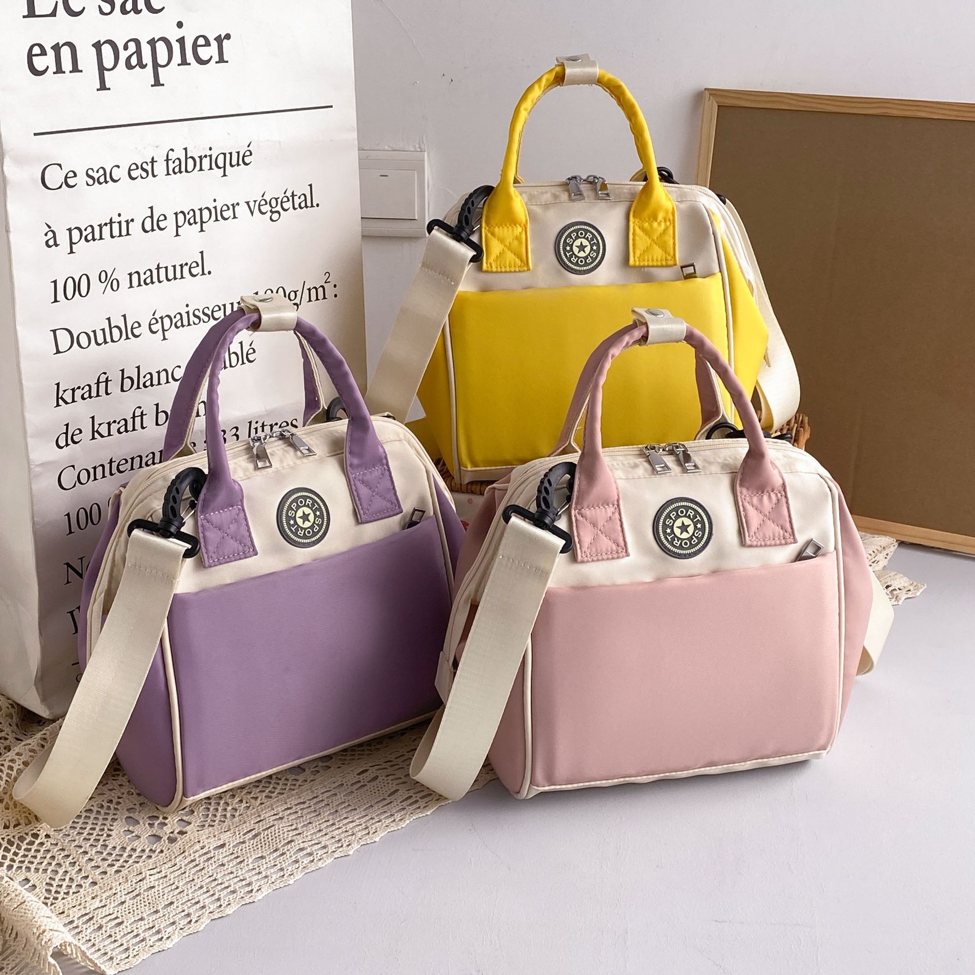 New multi-functional fashionable mommy bag, small crossbody shoulder bag for moms going out, baby stroller storage bag details Picture