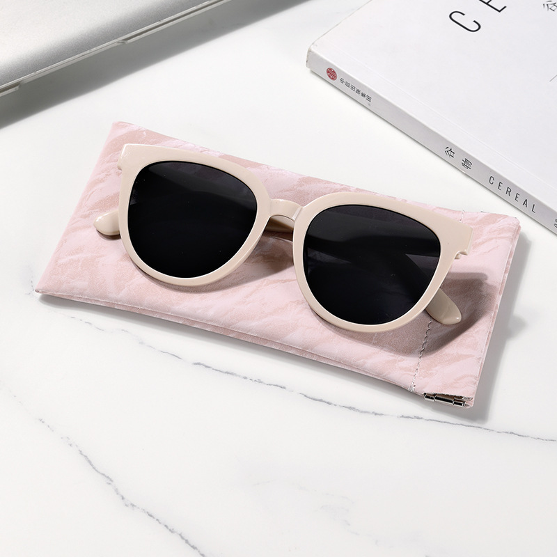 The manufacturer supplies self-closing eyeglass bag material, sunglasses, portable storage bags for men and women, and small items Specification drawing