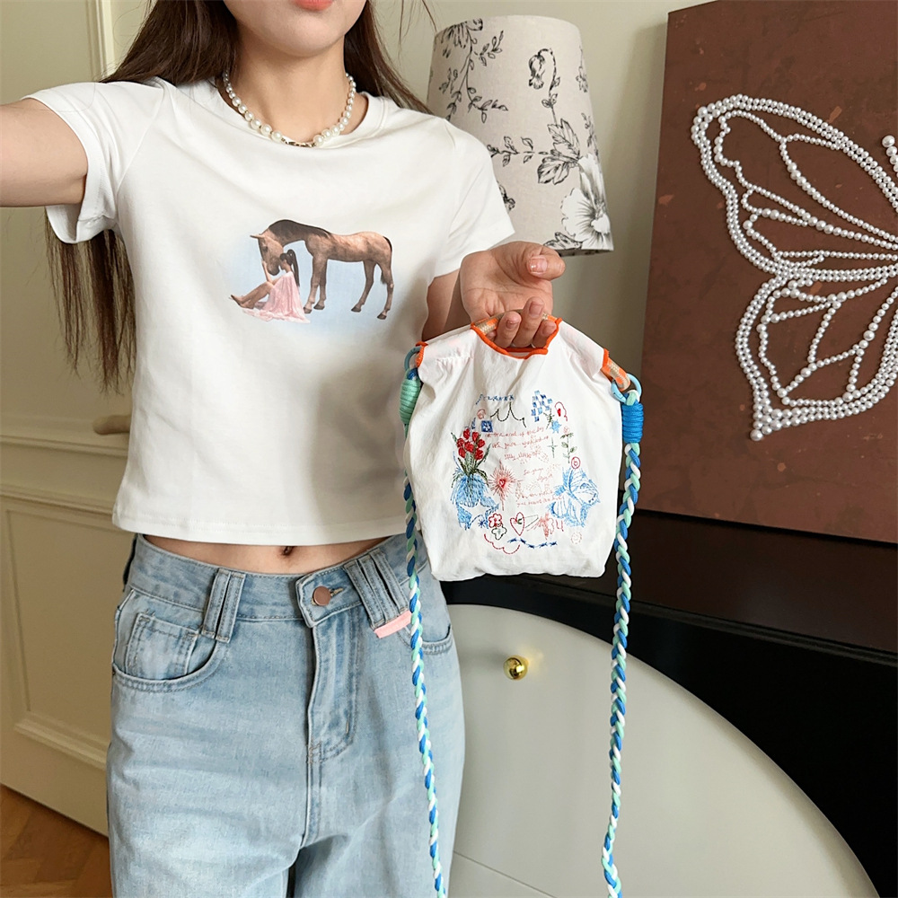 45301 InS-style exquisite embroidered mini Oxford cloth bag, handbag, sundries, cosmetics storage, mobile phone case full figure