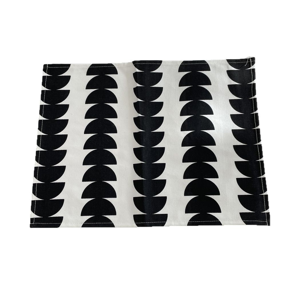 bj250219 New simple black and white geometric placemats, stain-resistant and oil-resistant Western cup MATS, napkins and table MATS for home use Item Picture