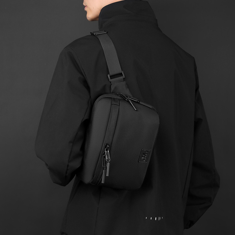 WEOPOWER's new casual cycling crossbody bag, trendy fashion chest bag, portable waist bag, single-shoulder bag and travel bag details Picture