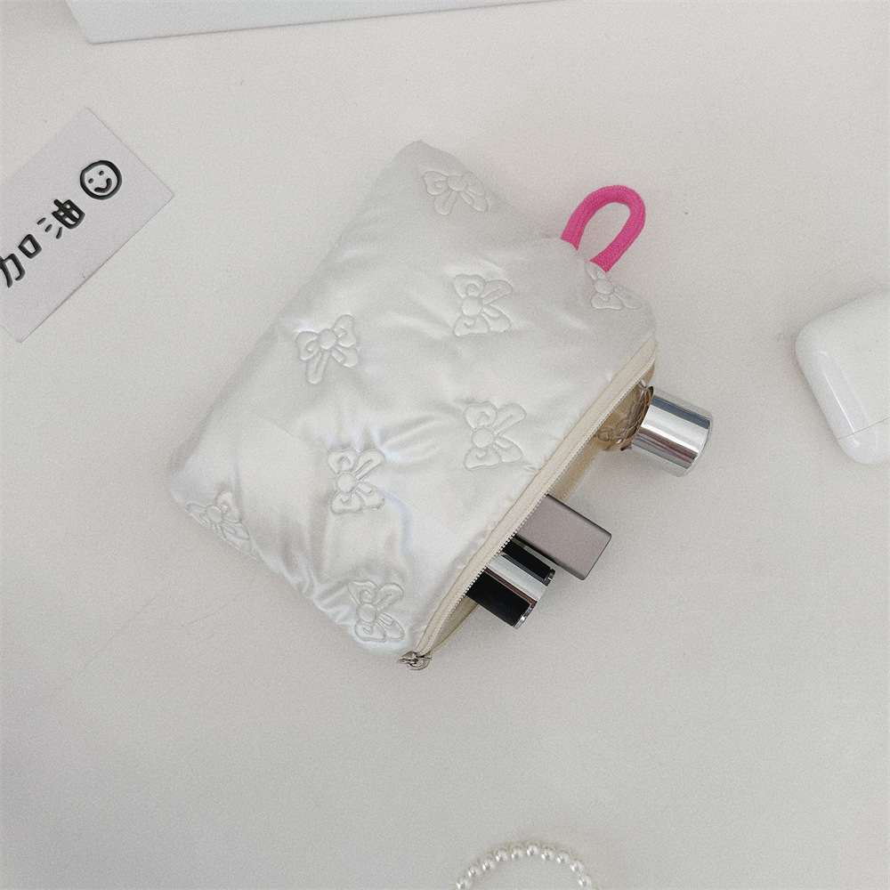 4731 InS-style bow zipper coin purse, sanitary napkin storage bag, multi-functional student portable storage bag Specification drawing