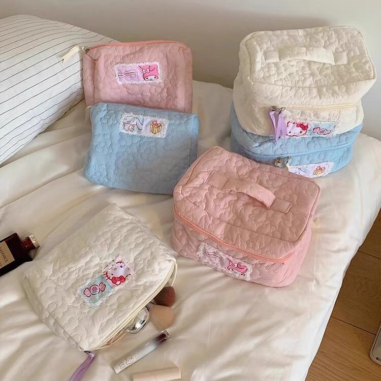 Cute candy-colored cosmetic bag for women, portable travel, large-capacity toiletry bag, skincare products, hand-held cosmetic bag, storage bag details Picture