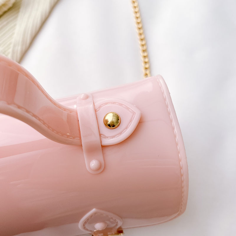 The 2025 new summer jelly bag, a fresh and cute magnetic clasp hand-held Cambridge bag, a casual and stylish single-shoulder crossbody bag details Picture