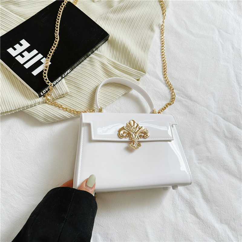2025 Summer new style pvc women's Bag, jelly bag, fashionable chain bag Application Scenario