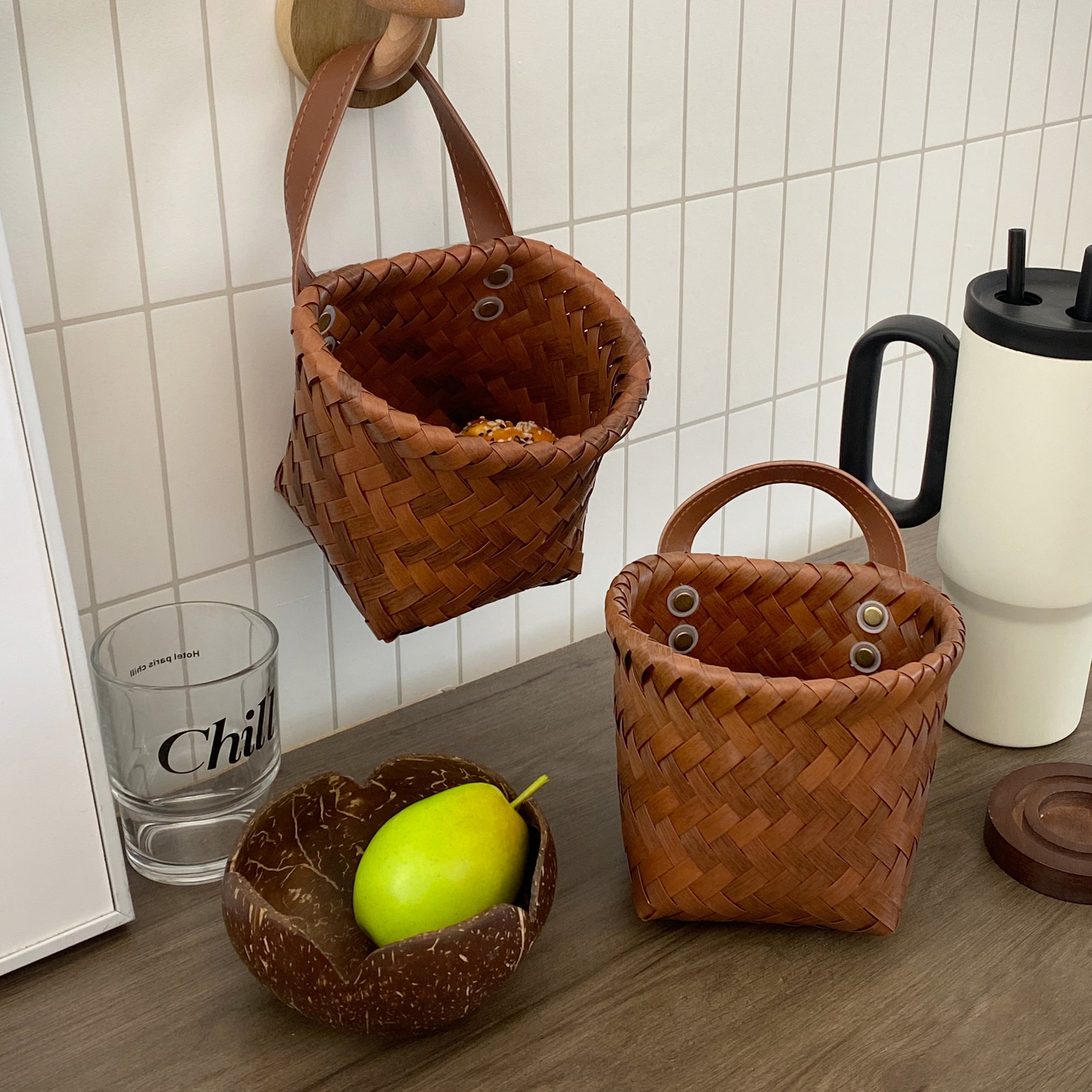 Wicker wall-mounted storage baskets, storage baskets, retro small baskets, small sundries storage baskets, fruit baskets, woven baskets, vegetable baskets Specification drawing