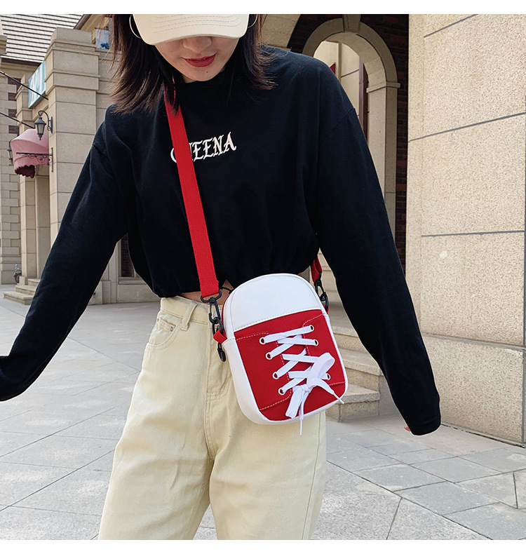 New 2020 Korean version women's single-shoulder bag, candy small round bag, stylish and individual women's bag Application Scenario