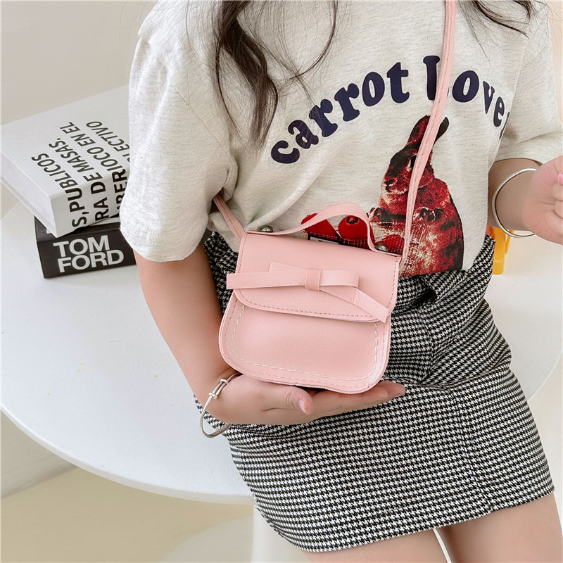 Korean children's 2023 new winter cute bow single-shoulder bag, trendy mini accessory bag, versatile crossbody bag Specification drawing