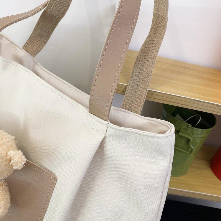 Japanese-style casual large-capacity nylon single-shoulder bear girls' bag, new autumn and winter crossbody bag, cute girl tote bag undefined
