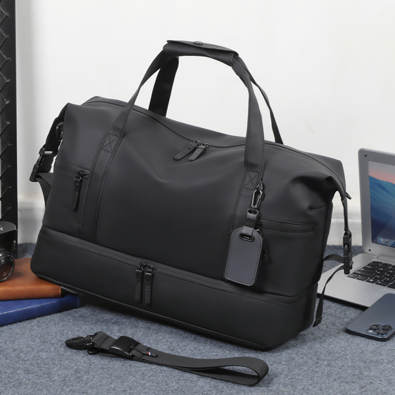 Large-capacity travel bag for men, business trip handbag, single-shoulder dry and wet luggage bag, separate fitness travel bag, short full figure