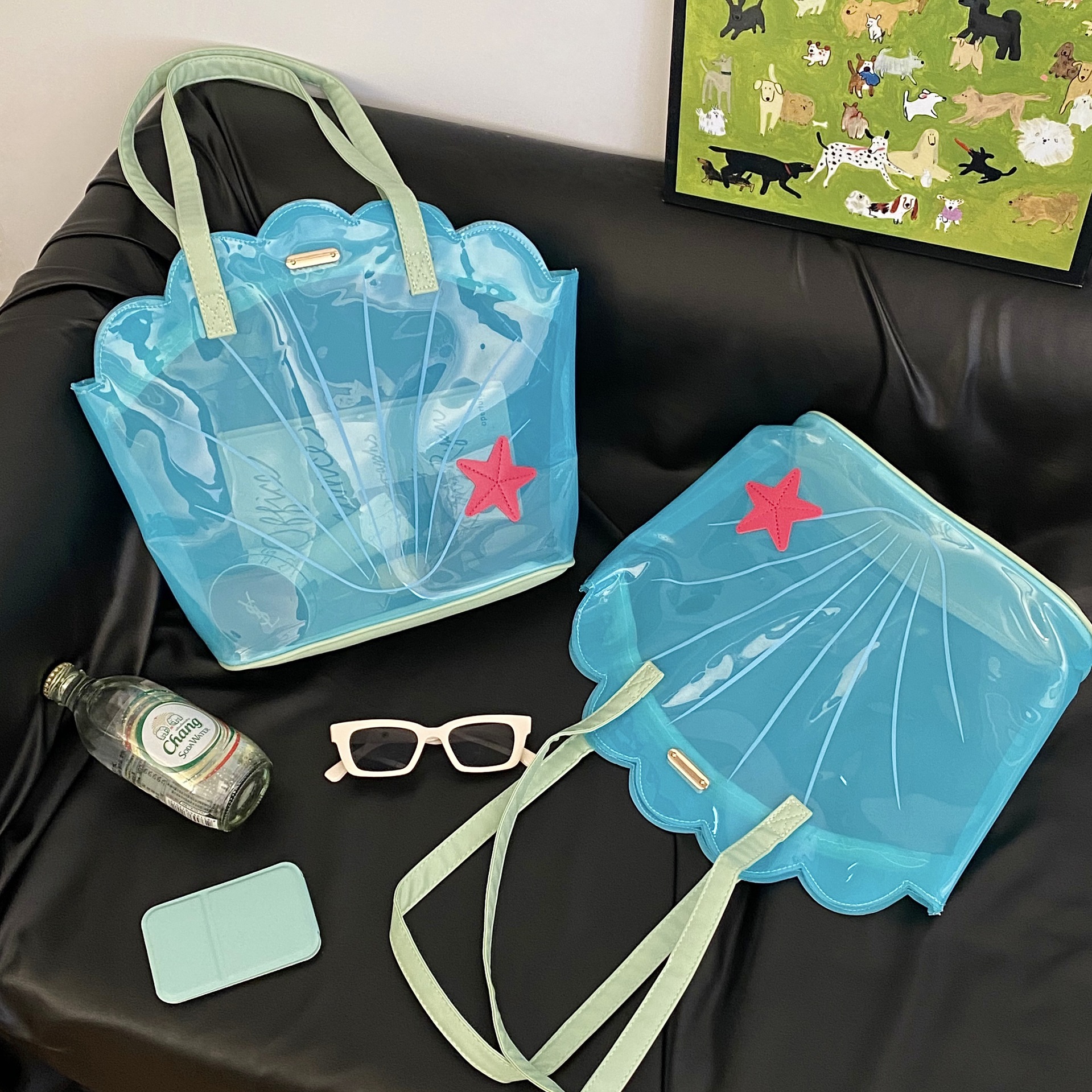 High appearance level transparent shell bag, new summer PVC beach bag, cute waterproof single-shoulder bag, versatile handbag for women details Picture