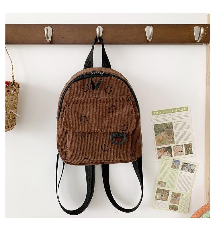British-style versatile and cute single-shoulder mini crossbody bag 2023 new artistic and casual small bag backpack batch undefined