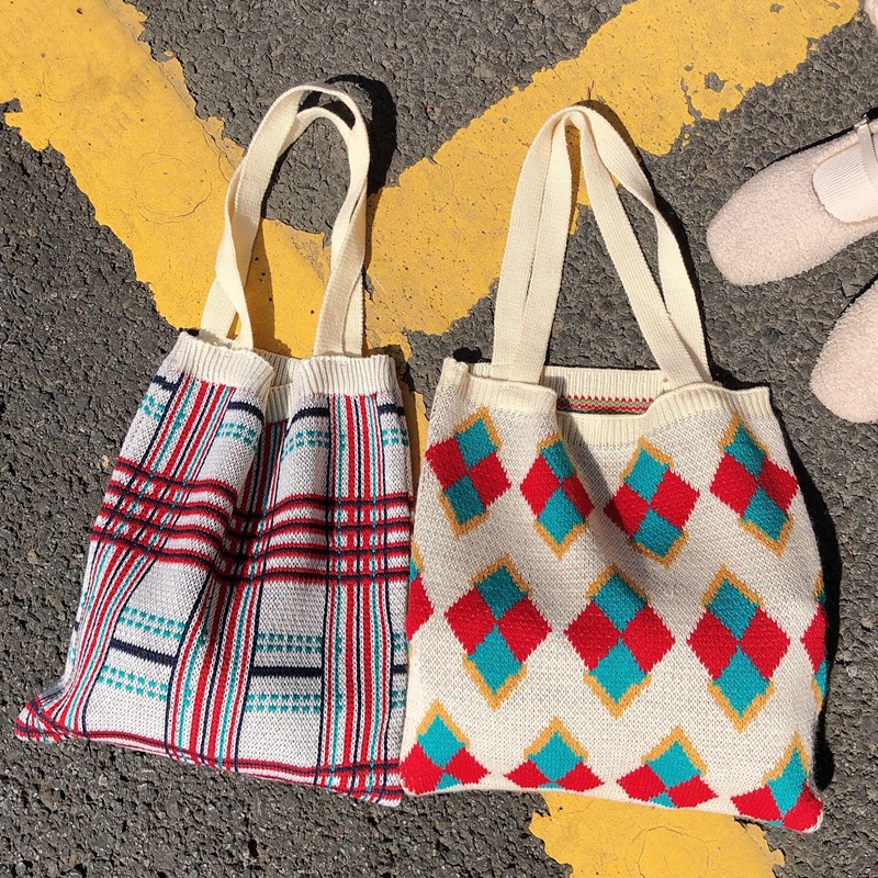 910301 New Korean-style cute ins Hyuna style student knitted tote bag, woolen single-shoulder women's fabric bag Application Scenario