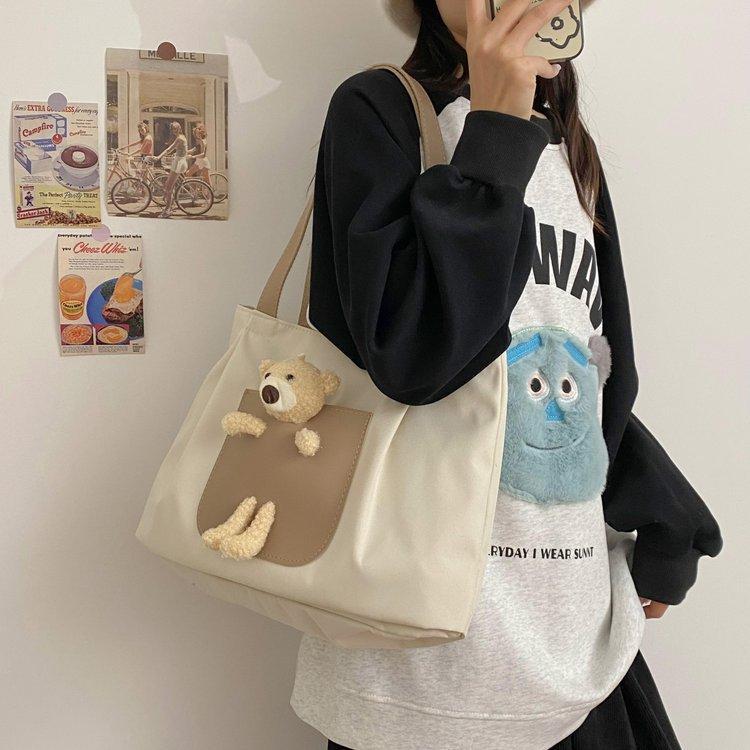 Japanese-style casual large-capacity nylon single-shoulder bear girls' bag, new autumn and winter crossbody bag, cute girl tote bag undefined