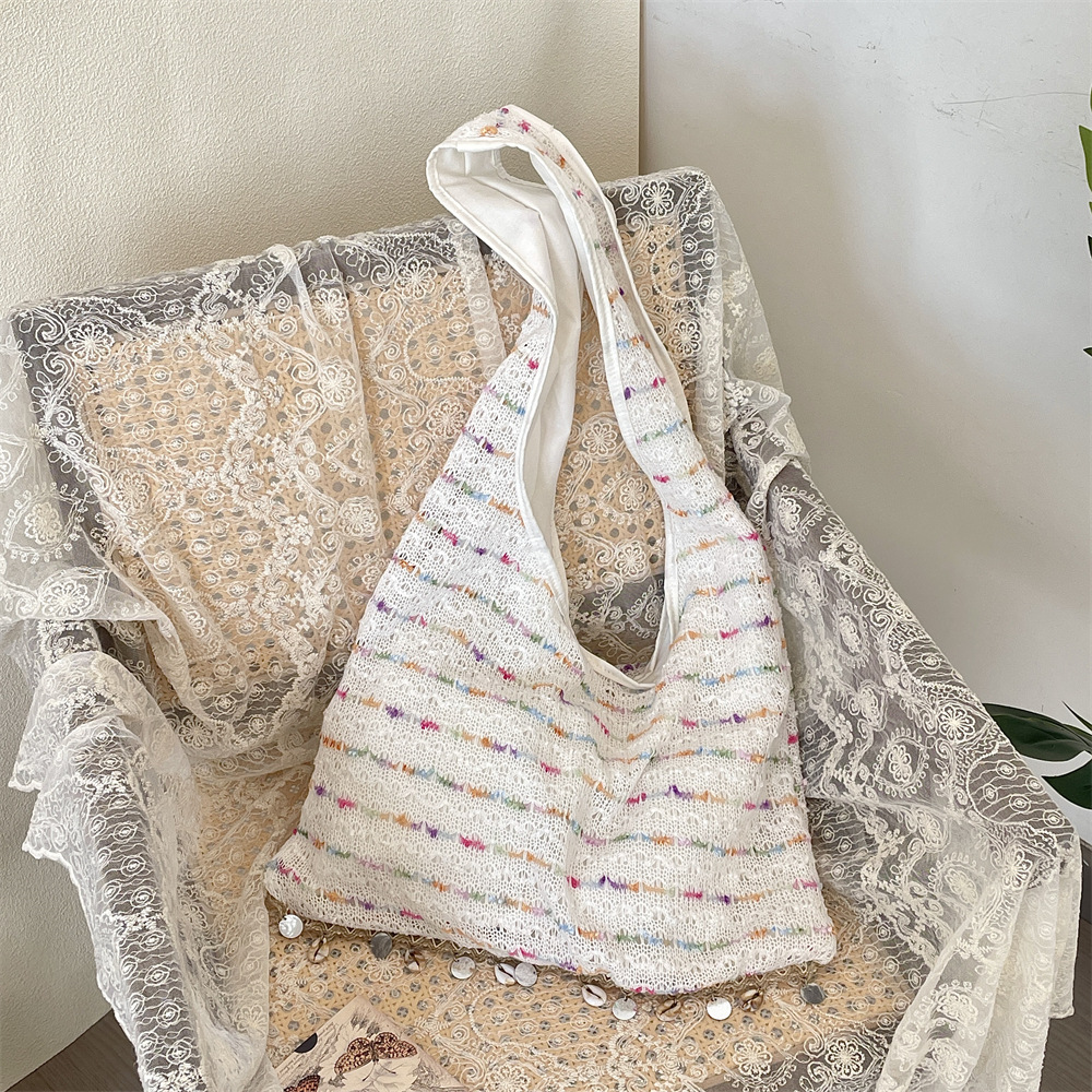 53203 Spring/Summer Gentle candy-colored knitted crossbody tote bag, shell buckle single-shoulder bag, large-capacity vest bag details Picture