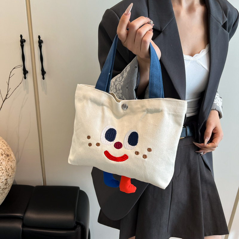 ins mini canvas bag, cute peach tote bag, Korean girl snack bento small bag canvas bag wholesale details Picture