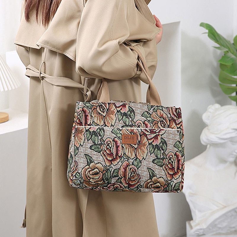 This retro handbag features a tote flower oil painting style. It's convenient to carry a lunch box to work. It has a large capacity and is a mommy bag for going out Specification drawing