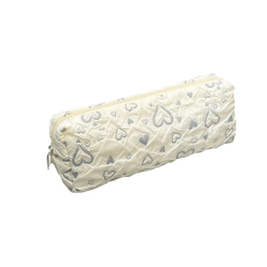 Wholesale of new original heart-shaped pen cases, simple and girlish student stationery bags, study stationery bags and makeup bags Item Picture