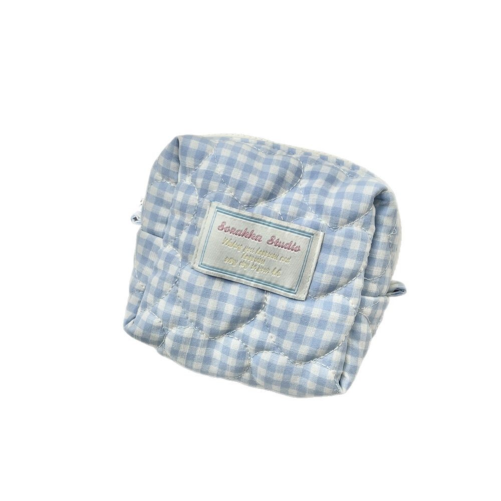 5411 Berry color checkered Sanitary Bag ins Large Capacity Student makeup Bag Sanitary Napkins Menstrual Bag Storage Bag Item Picture