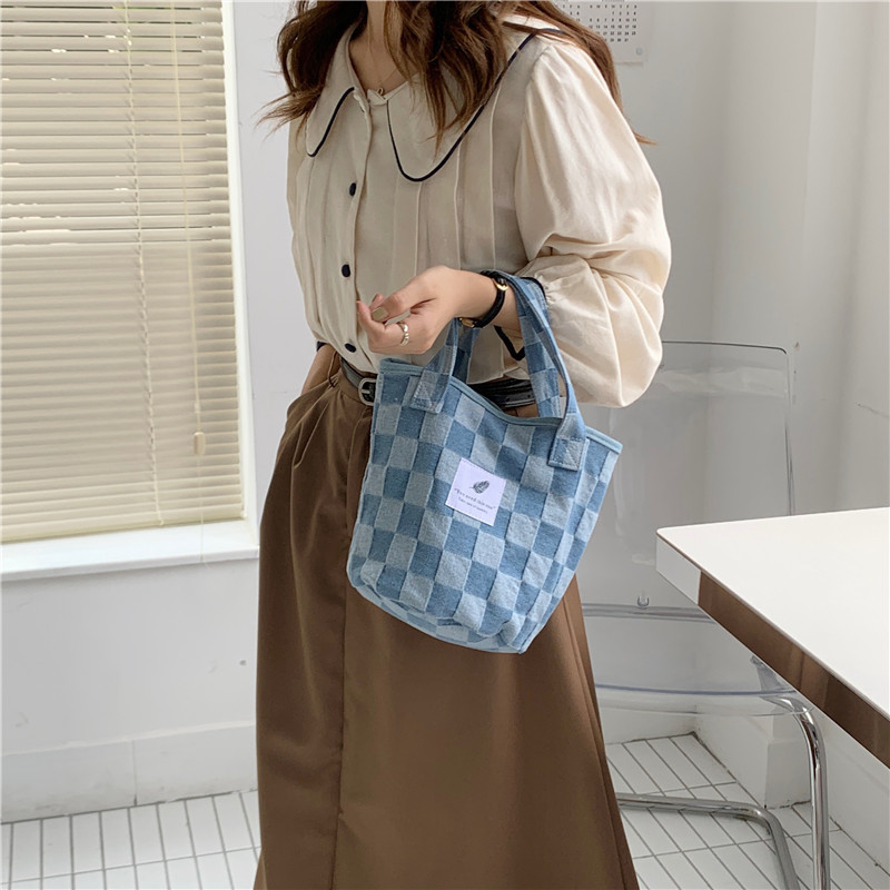 Wholesale 16241 Korean version checkerboard large capacity Tote bag, denim canvas single-shoulder bag, female student hand-held cloth bag Specification drawing