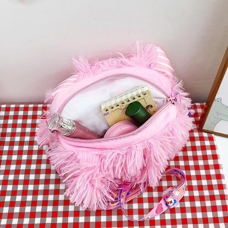 2024 New style of cute Korean plush single-shoulder crossbody bag with a girlish heart and cartoon monsters. Children's crossbody bag Application Scenario