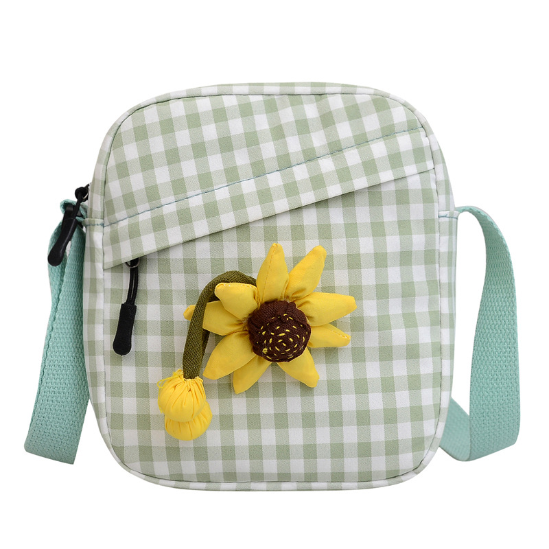 The 2024 new checkered style women's bag is a fashionable and simple small crossbody bag. It features a stylish floral single-shoulder square bag and a crossbody bag Item Picture