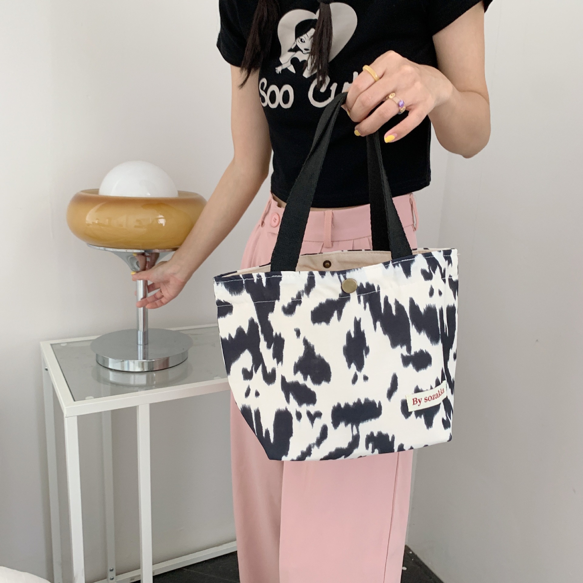 26274 New artistic and fresh hand-held bento bag, casual ladies' hand-held bag supply, snack storage bag full figure